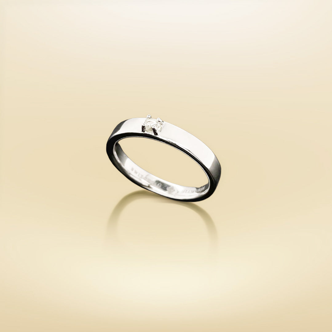 Lunaire Ring
