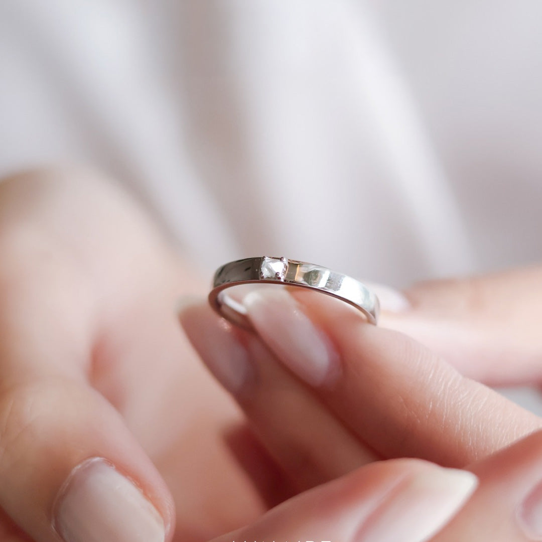 Lunaire Ring